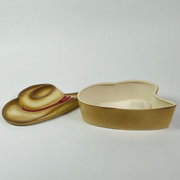 Vintage Home Presents Western Shaped Cowboy Hat 2 QT Baking Dish with Lid Decor - Picture 6 of 7